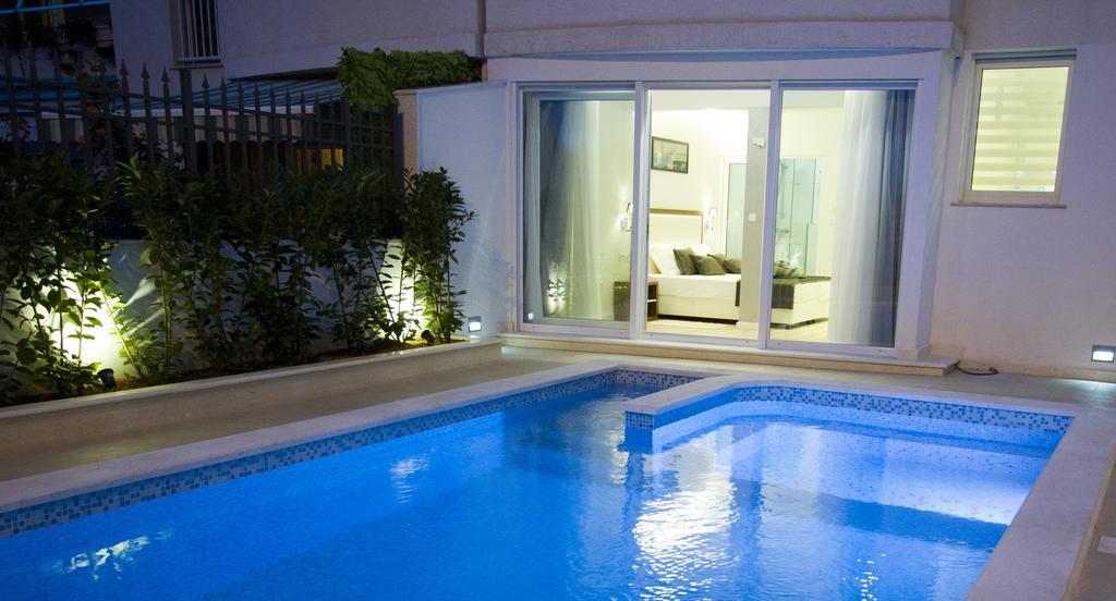 Luxury Apartment Split Exterior photo